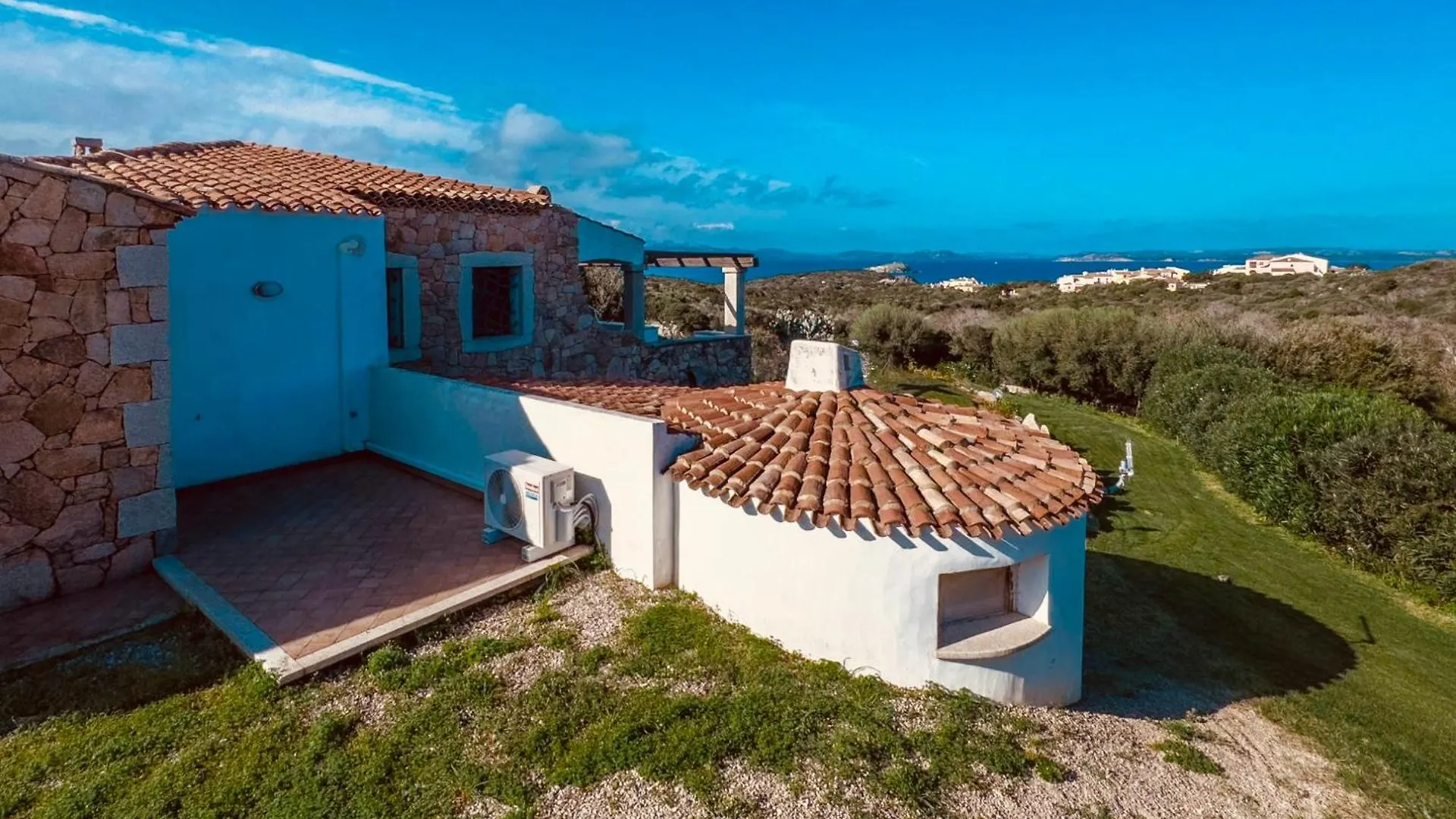 Porto Cervo Villas Swimming Pool - Sea View